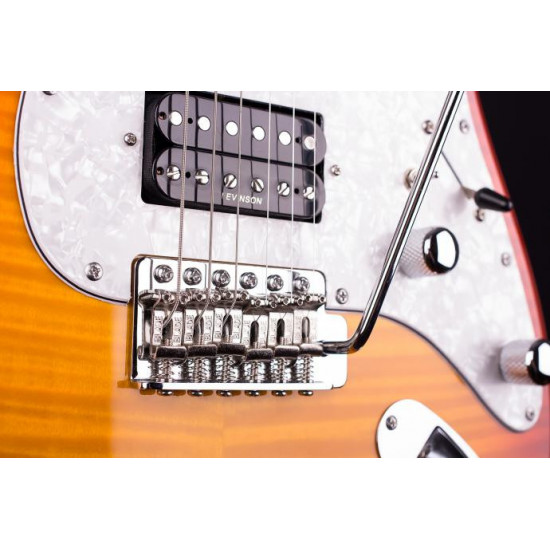 Blade Texas Deluxe Antique Honey Burst