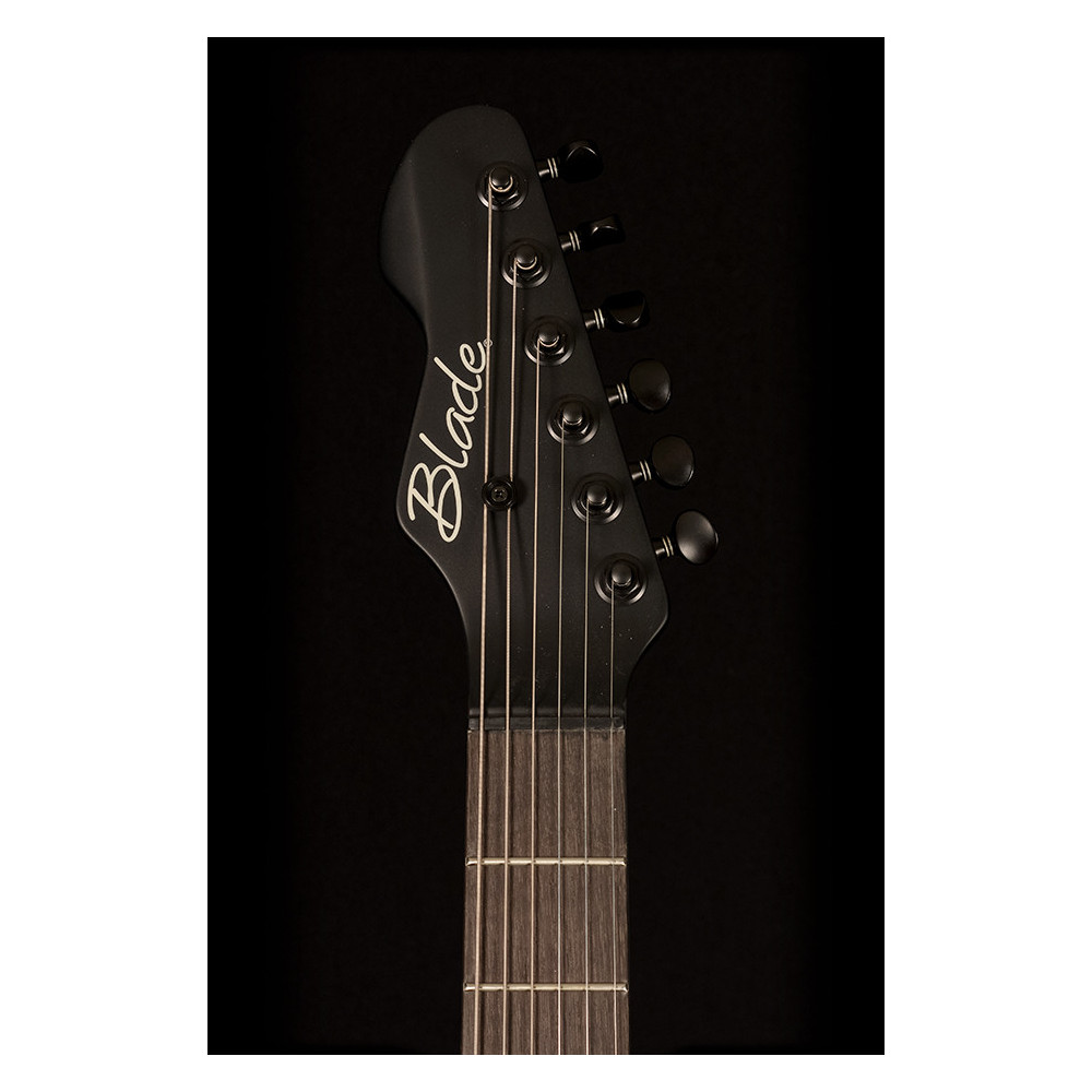 Blade DAS3 Dayton Bulldozer Matt Black