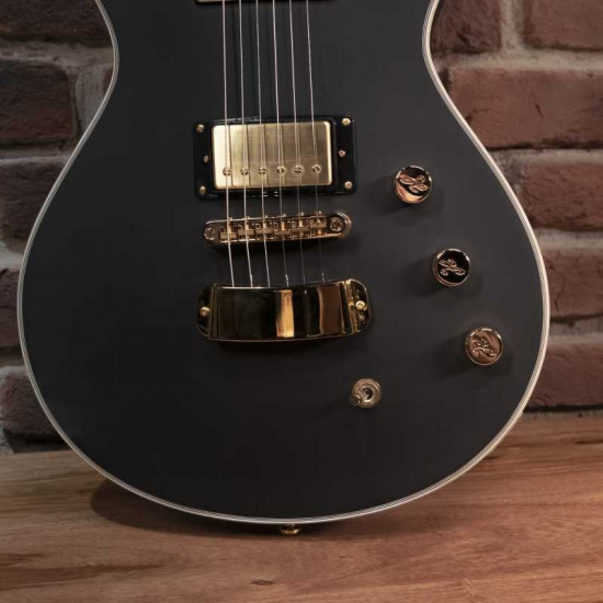 Hagstrom Ultra Max Ltd Gold SBK P90