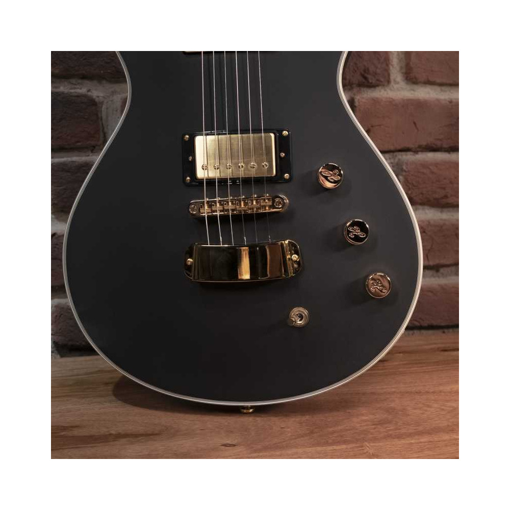 Hagstrom Ultra Max Ltd Gold SBK P90
