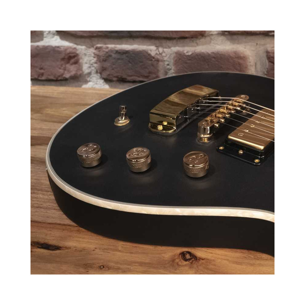 Hagstrom Ultra Max Ltd Gold SBK P90